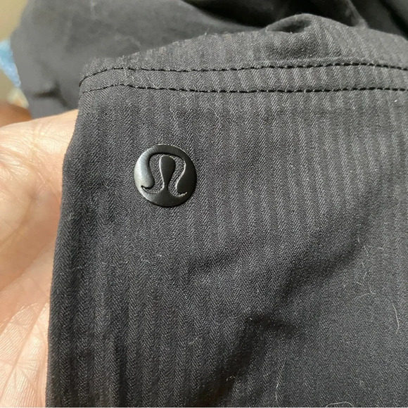 Lululemon Athletica studio Sewell track pants Sz 34”/ Sz L - Picture 6 of 12